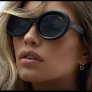 New- QUAY AUSTRALIA Sunglasses MESS AROUND Black